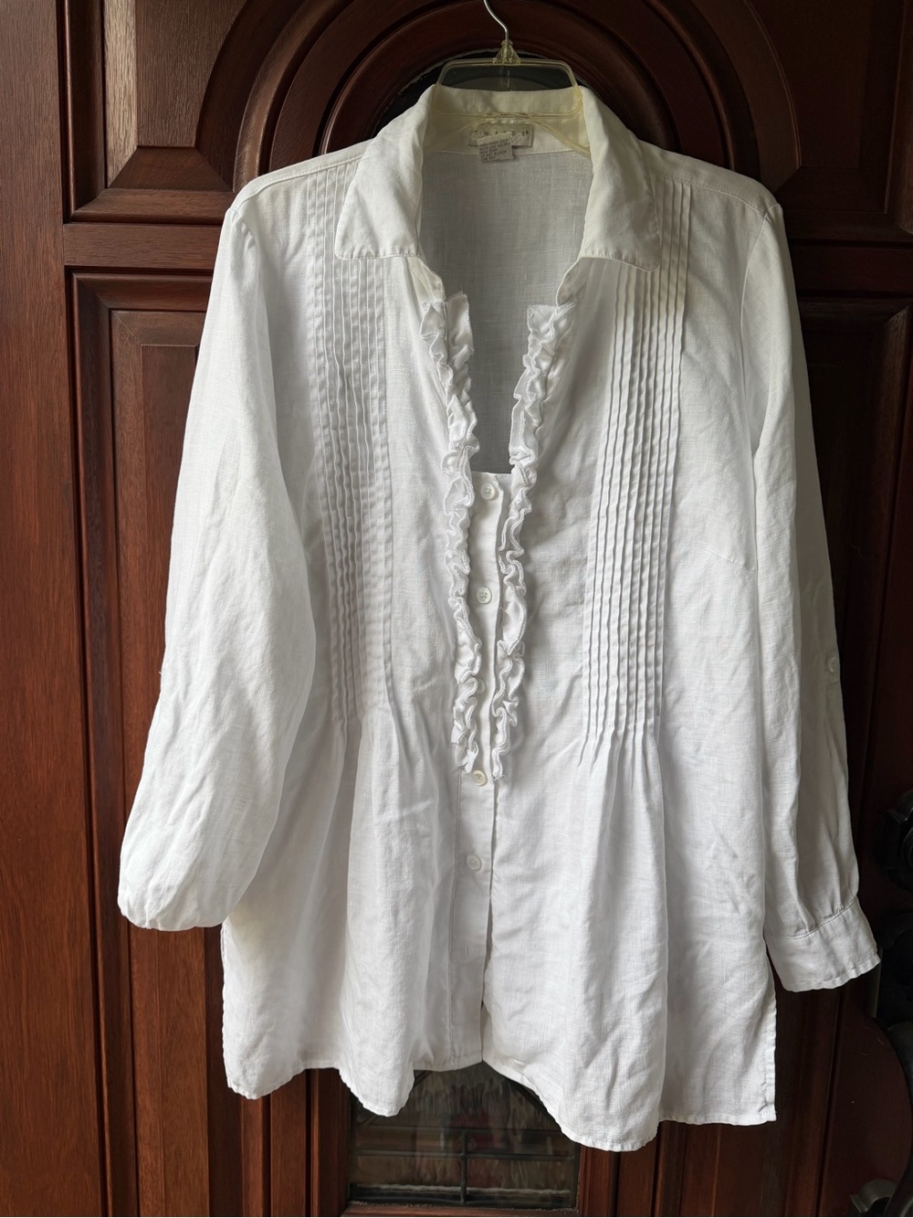 Tweeds White Ruffled Pintuck Button-Down Blouse 1X
